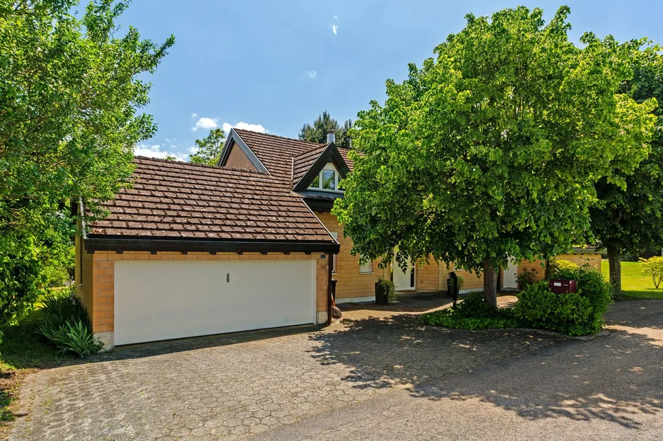 Architect's house with 6.5 rooms in Porrentruy – photo 13 of 13