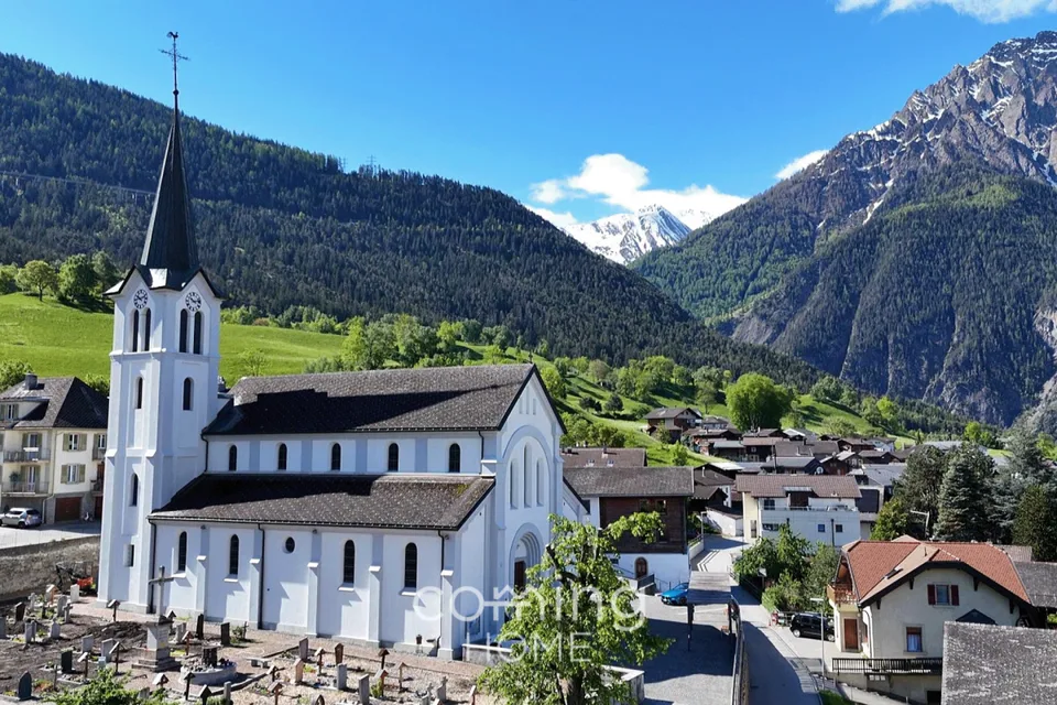 Dachwohnung mit Charakter in Ried-Brig - wohnlich, naturnah und sofort einzugsbereit