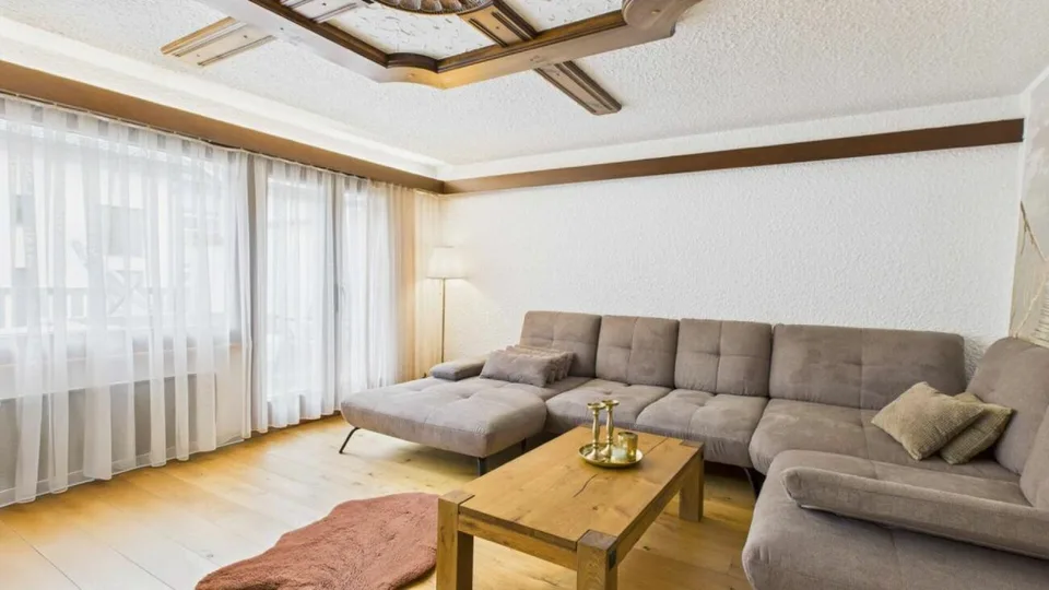 5.5-Zimmer-Maisonettewohnung auf drei Etagen in Agarn