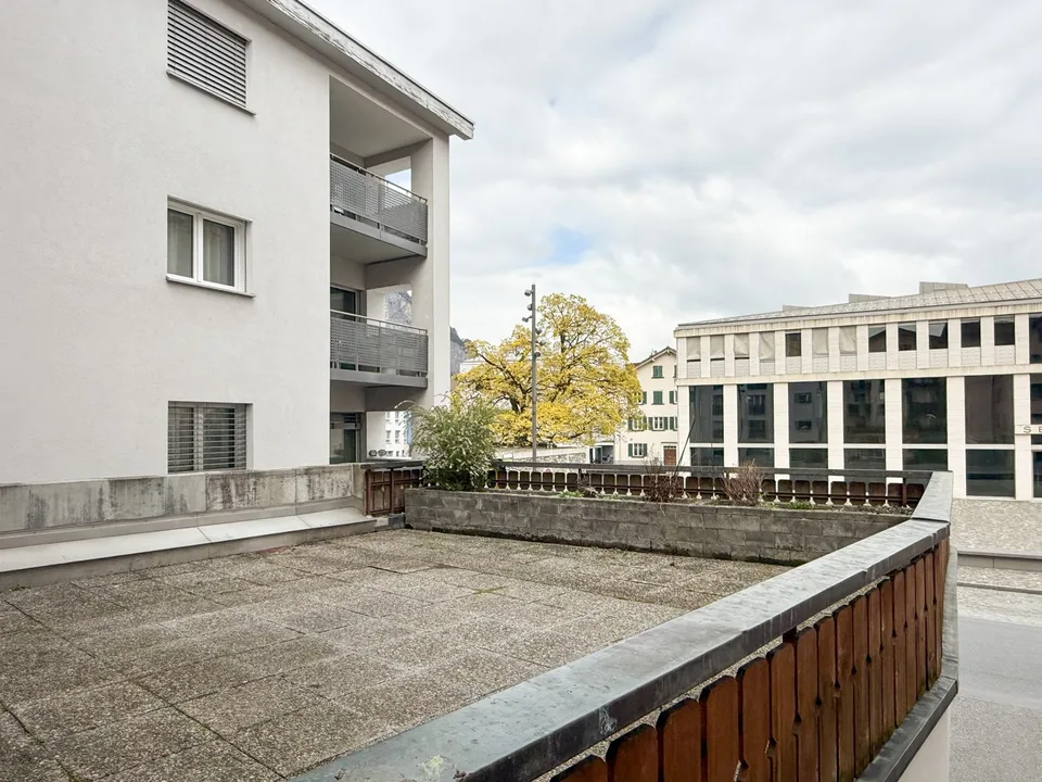 Appartamento di 4,5 locali con studio aggiuntivo a Domat/Ems – foto 11 di 12