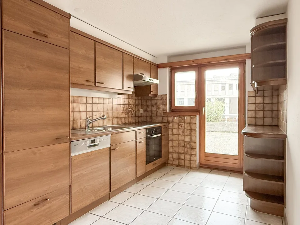 Appartamento di 4,5 locali con studio aggiuntivo a Domat/Ems – foto 8 di 12
