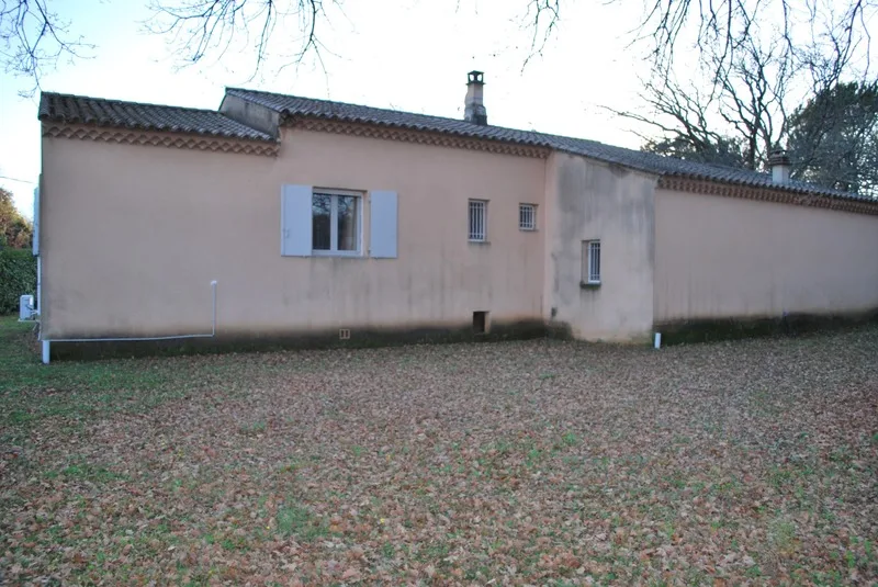 Casa circondata da un giardino a GRIGNAN (26)