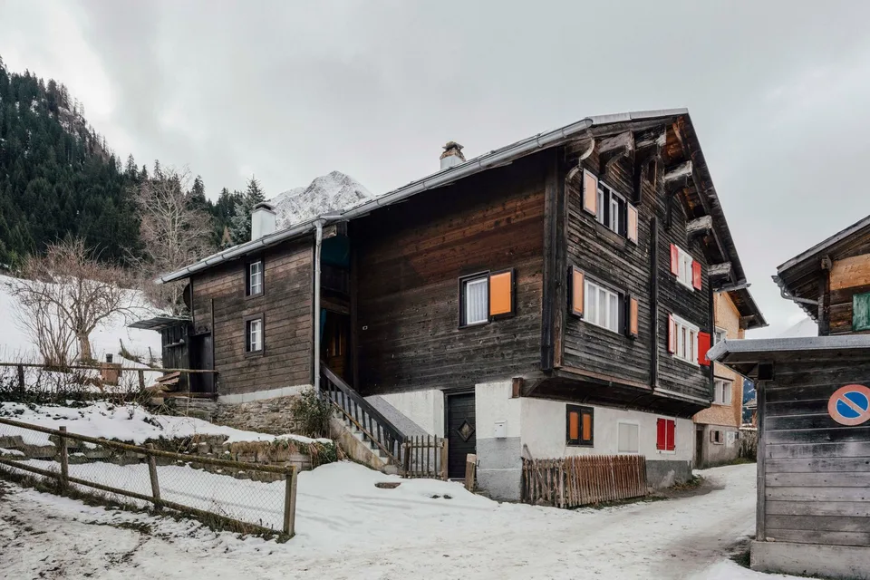 Semi-détachée de 4,5 pièces dans un village de montagne idyllique
