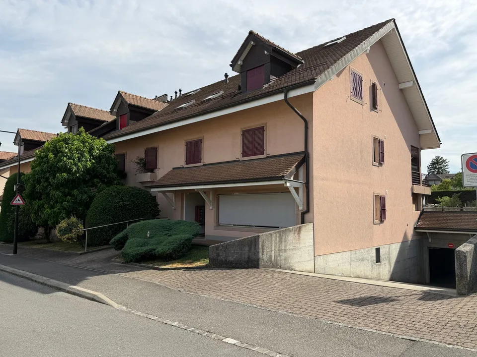 Charmant appartement de 3,5 pièces - 1er étage au cœur de Givrins
