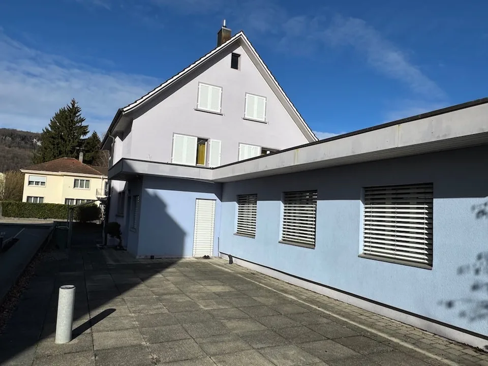 Terreno con alta utilizzazione (AZ 0.9) e proprietà esistente