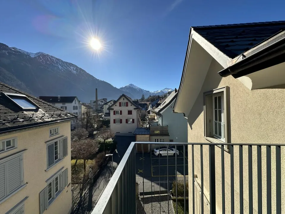 Mehrfamilienhaus in der Altstadt von Glarus – Foto 9 von 14