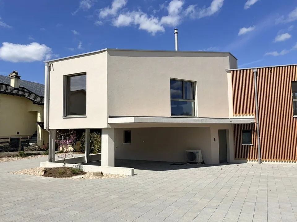 Villa, Rossemaison - 960000