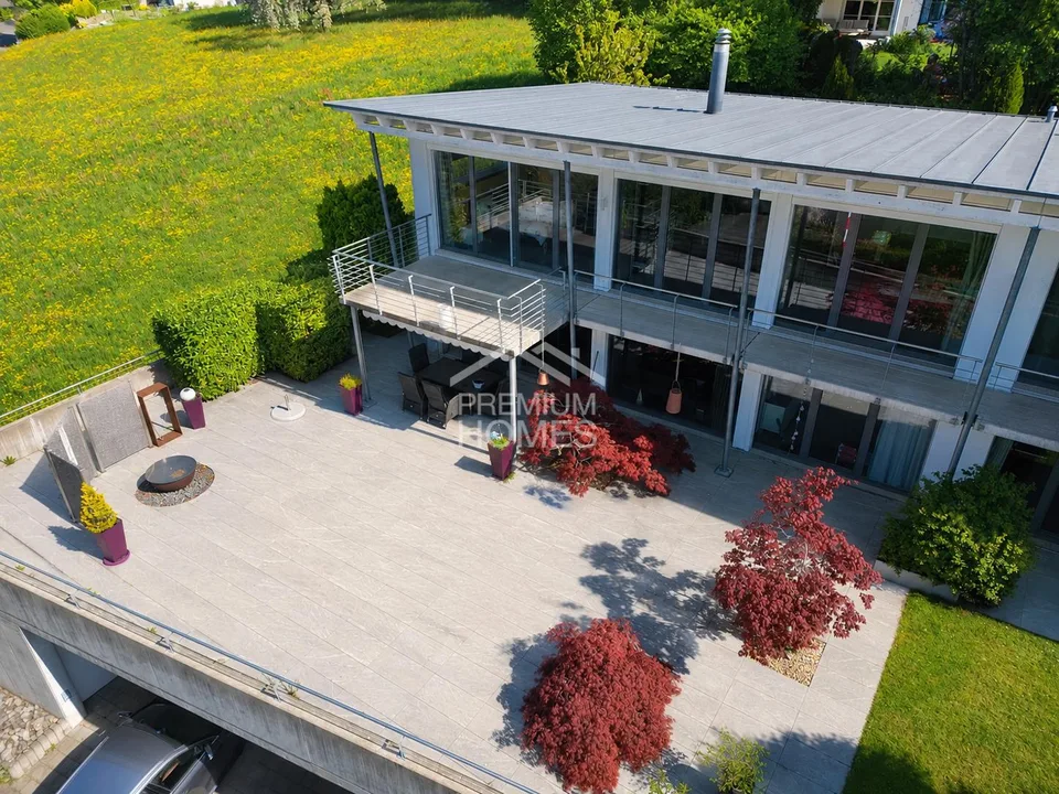Modernes Zuhause mit grosszügigen Terrassen