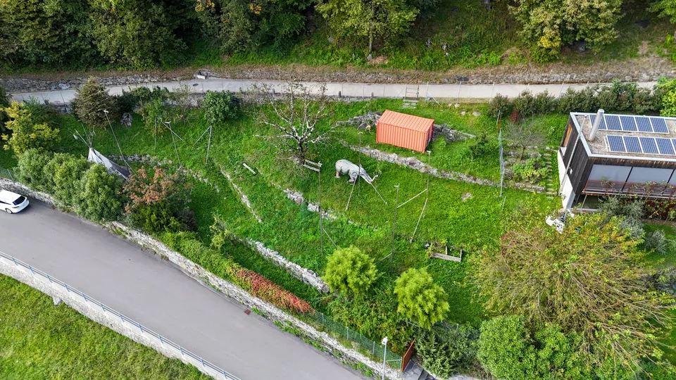 Baugrundstück 986m² mit genehmigtem Projekt und Panoramablick
