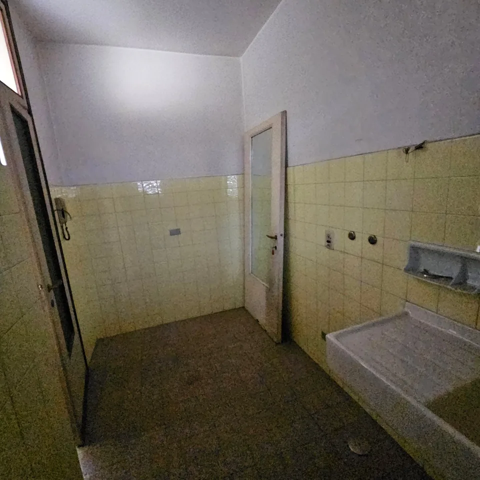 Appartamento 3.5 locali con balcone e parcheggio a Varese – foto 8 di 18