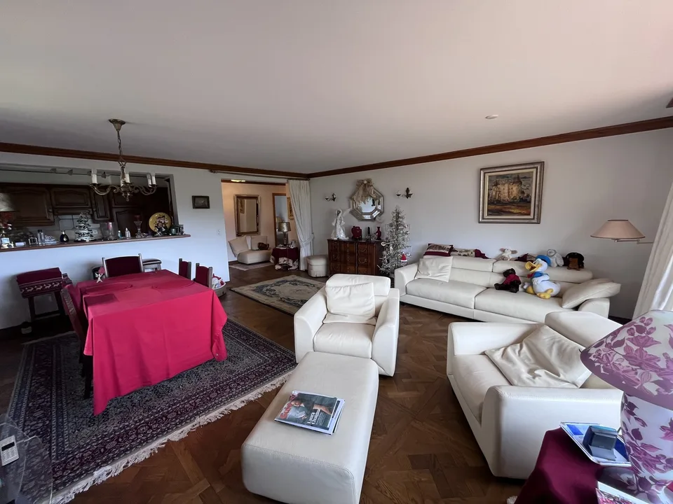 Das Paradies, 3,5 Zimmer, 1. Stock
