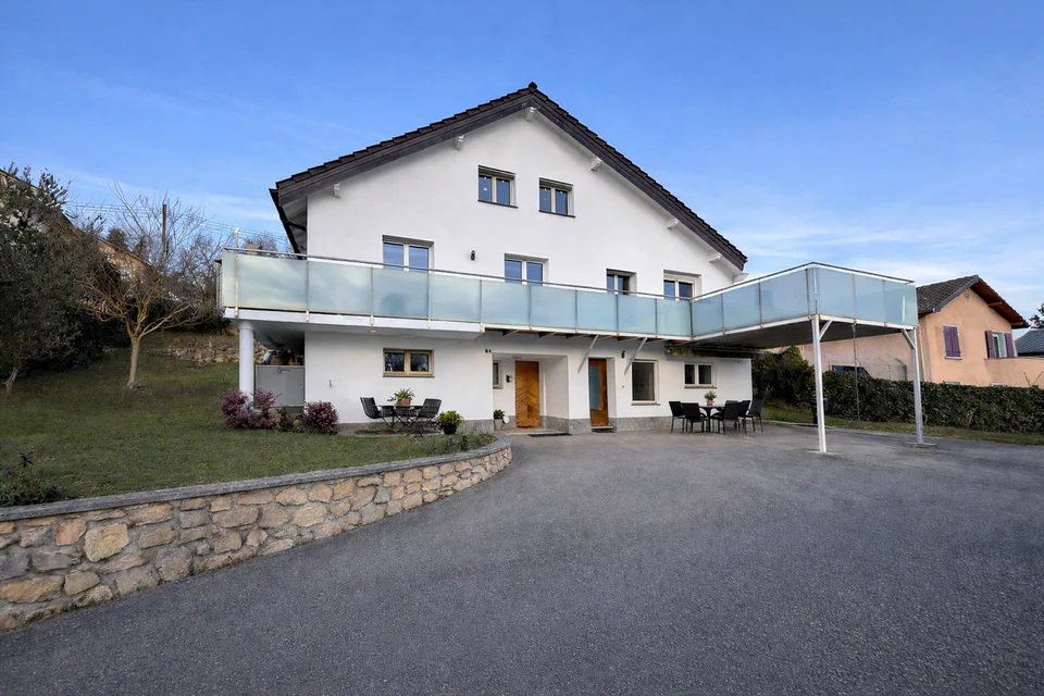 Maison individuelle avec disponible aménagé et entrée indépendante