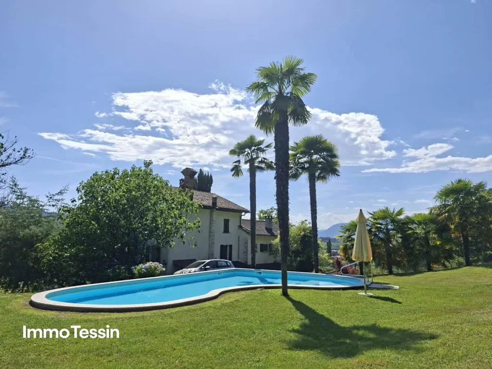 GELEGENHEIT: Einmaliges Anwesen auf über 15000 m² Land in absoluter ruhe mit Pool und atemberaubender Weitsicht ins Tessiner Malcantone