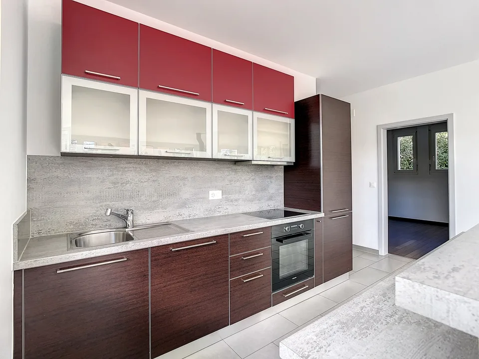 Wohnung 5.5 Zimmer mit Terrasse/Garten