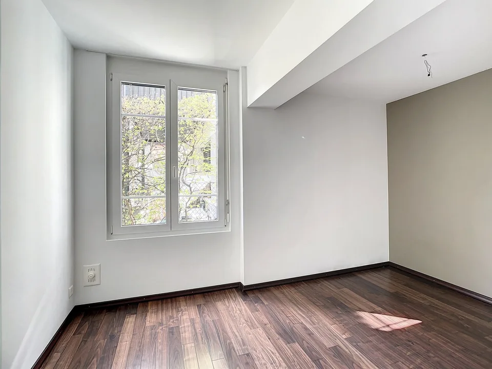 Wohnung 5.5 Zimmer mit Terrasse/Garten – Foto 10 von 13