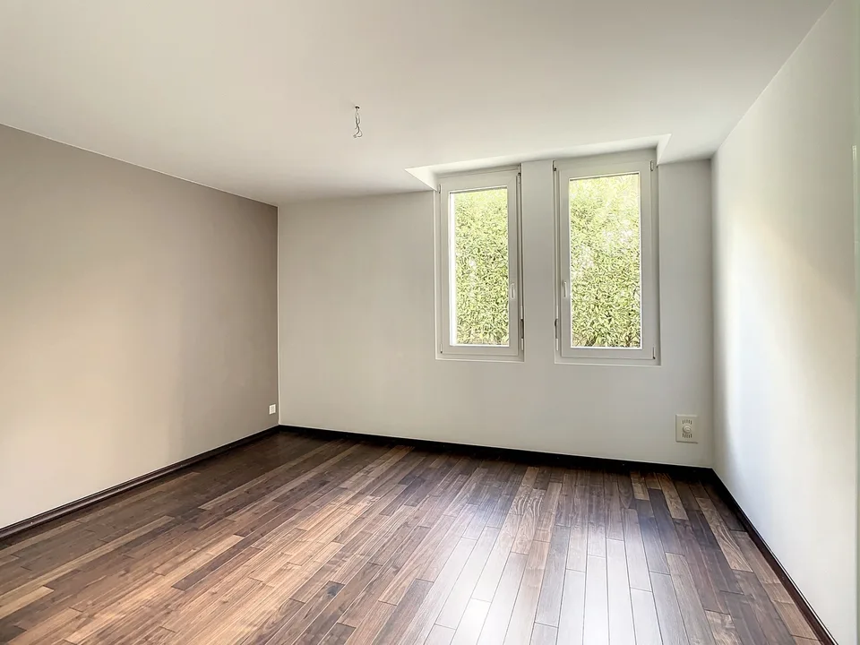 Wohnung 5.5 Zimmer mit Terrasse/Garten – Foto 8 von 13