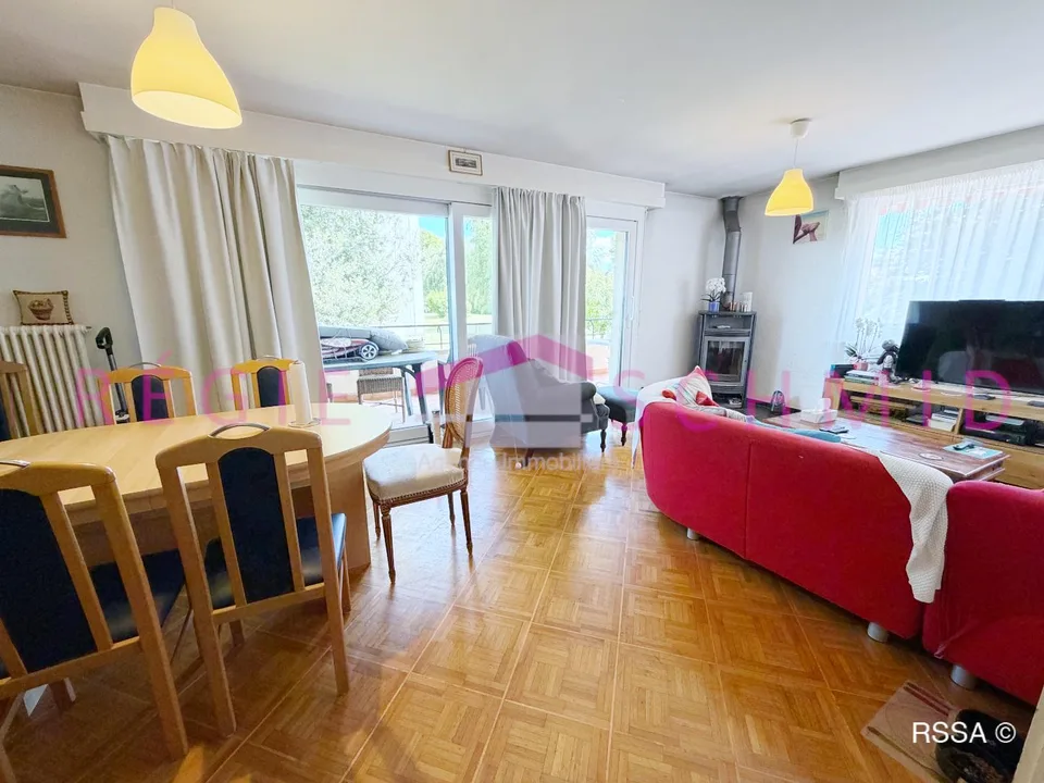 Villa mit 7 Zimmern in Prangins