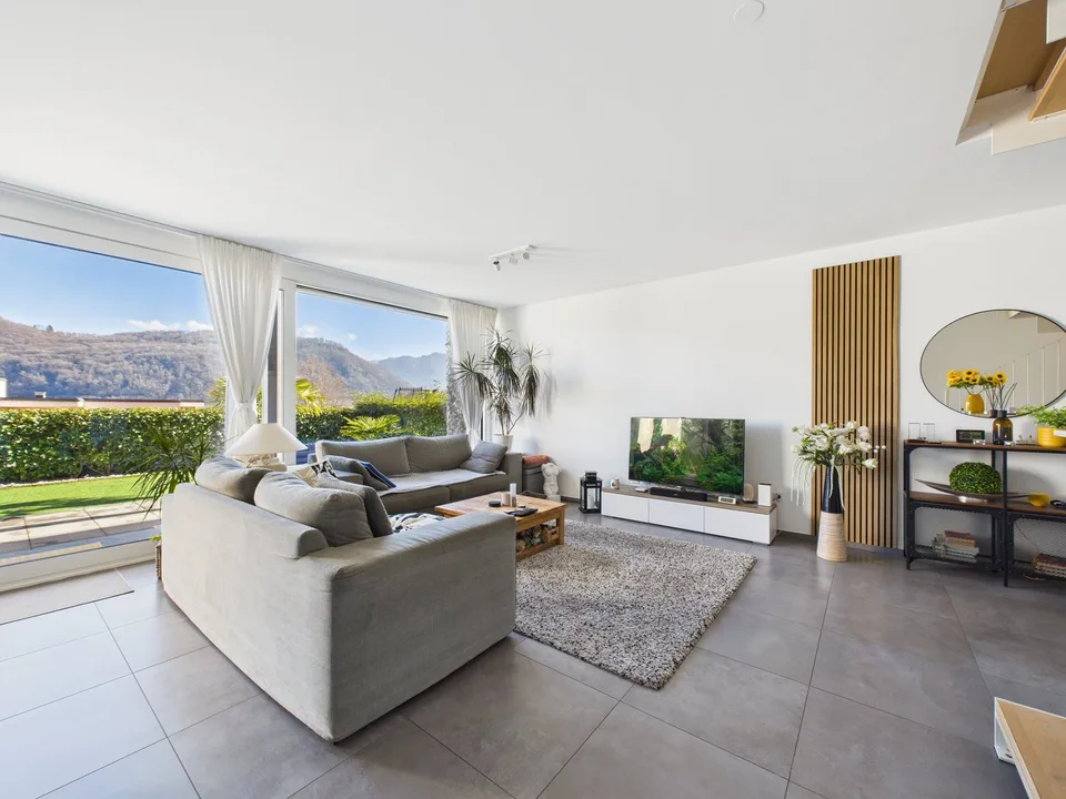 MERAVIGLIOSA CASA CONTIGUA CON GIARDINO E ROOFTOP-MÖGLICH ALS ZWEITWOHNSITZ – Foto 6 von 30