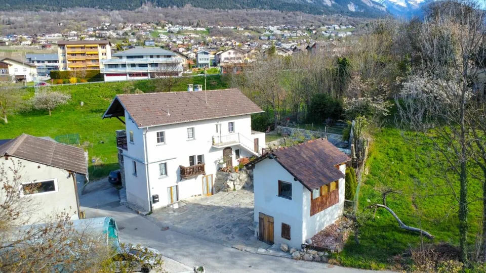 Maison multi-appartements 10.5 pièces à Savièse
