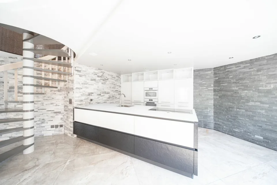 Appartamento maisonette esclusivo con loft e area spa