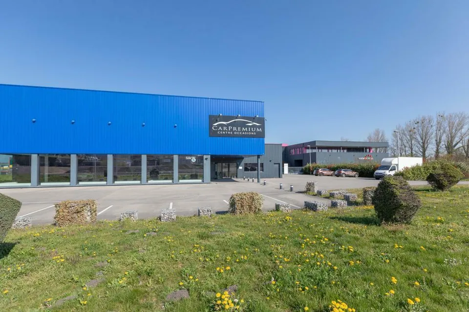 Avenches, for sale, commercial space and storage of 964.5 m2