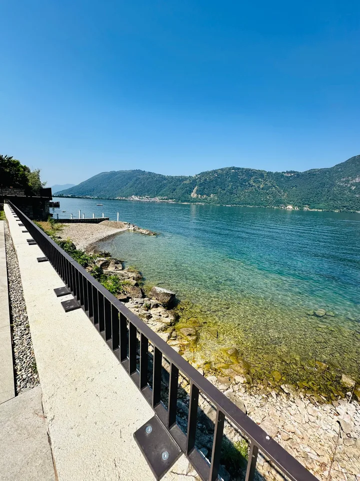 Magnificent apartment directly on Lake Lugano