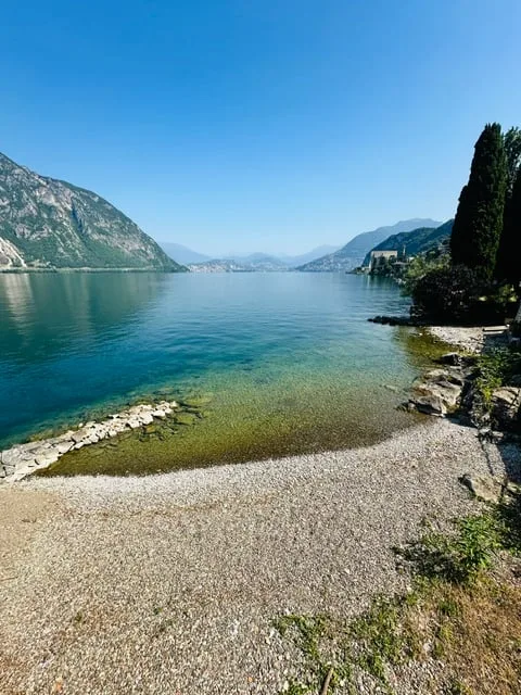 Magnificent apartment directly on Lake Lugano