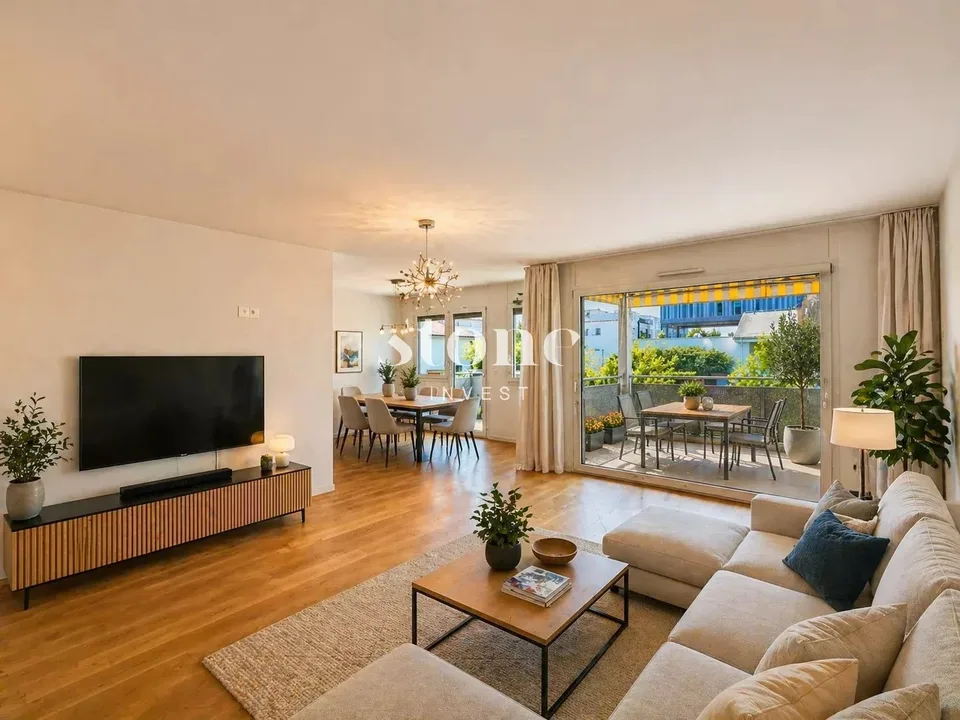 Helles 5-Zimmer-Wohnung CASATAX