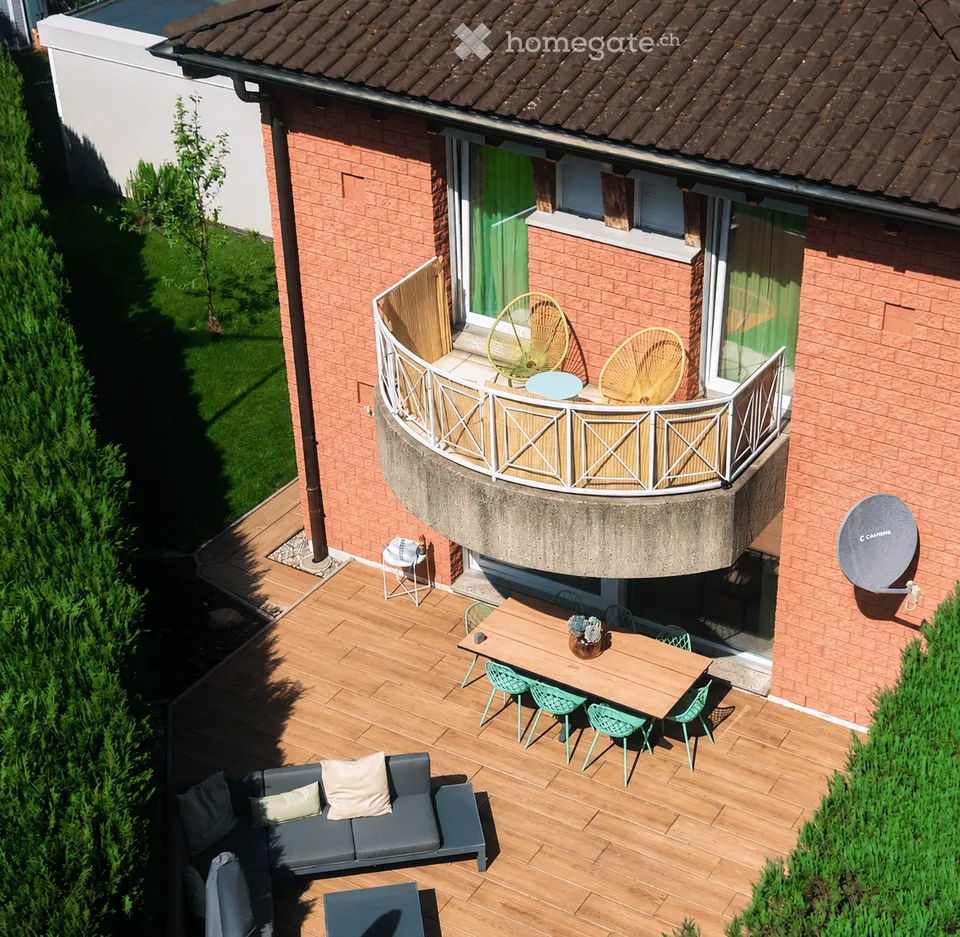 Casa unifamiliare a Porza con giardino, 3 camere e garage doppio con ricarica elettrica