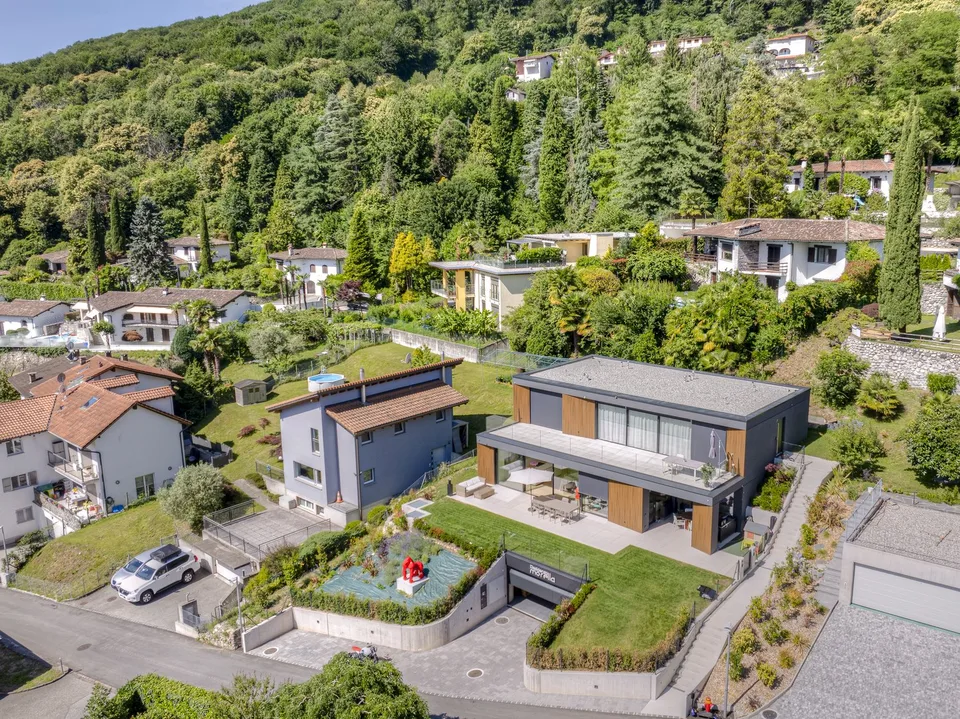 Appartamento di 4.5 locali di nuova costruzione con area wellness privata e vista lago