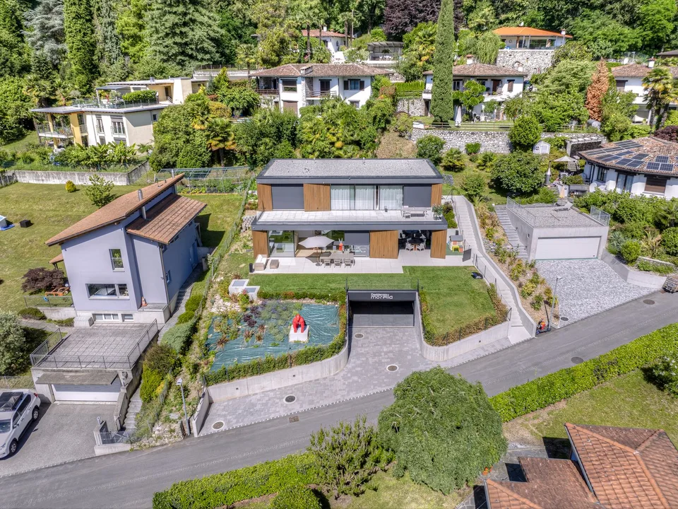 Appartamento di 4.5 locali di nuova costruzione con area wellness privata e vista lago