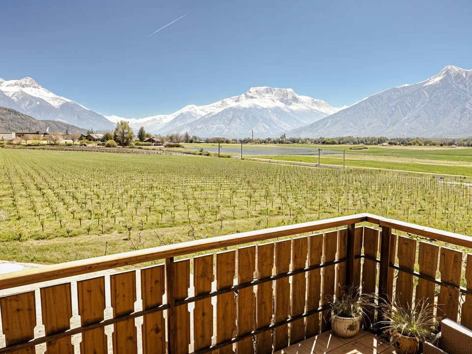 Haus des Hausherrn in Yvorne – Renteneinheit 8.5 Zimmer mit Blick auf die Berge