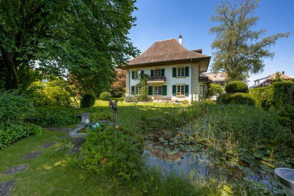 Villa affascinante su Bernstrasse a Fraubrunnen