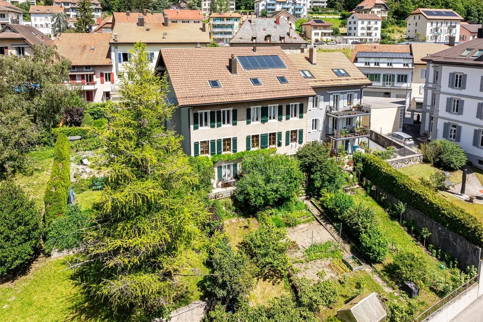 Belle maison avec jardin et potentiel d'aménagement