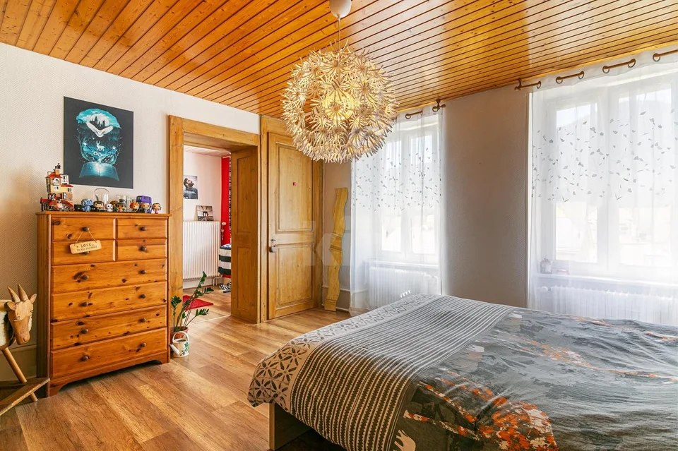Schönes Haus mit Garten und Potenzial für Umbau – Foto 7 von 13