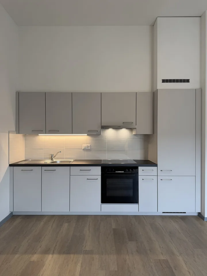 Charmantes 2,5 Zimmer-Wohnung im 4. Stock renoviert