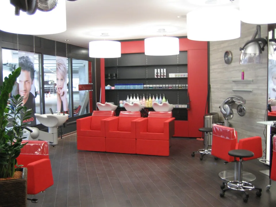 Moderne Gewerbefläche in Wilderswil – vielseitig nutzbar (Coiffeur / Praxis / Kosmetik)