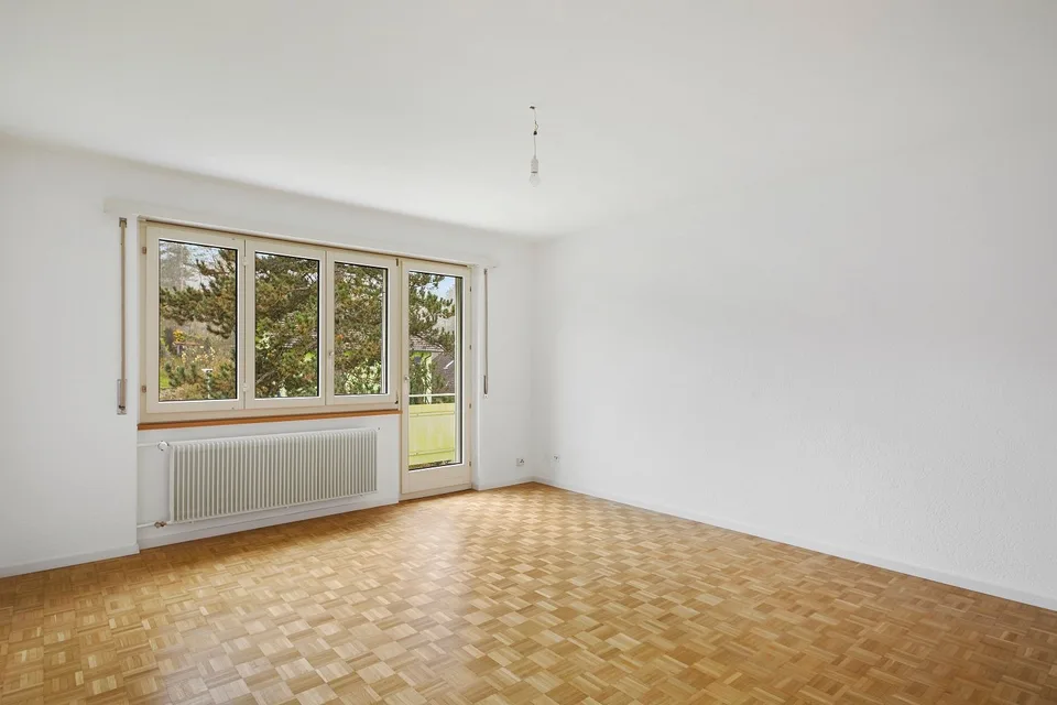 Appartement de 4.5 pièces entièrement rénové dans un cadre arboré sans réel vis-à-vis