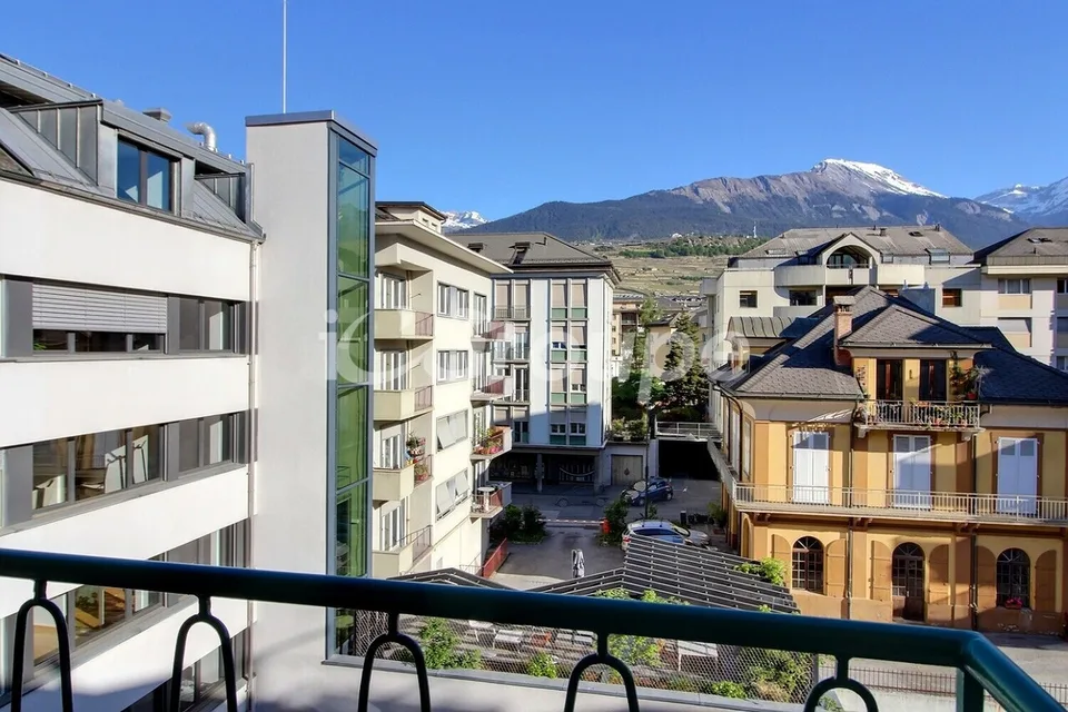 Appartamento di 2.5 locali ristrutturato in affitto a Sion