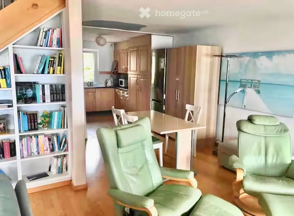 Camera in una casa condivisa confortevole, calma, con vista sul lago, tra Vevey e Losanna
