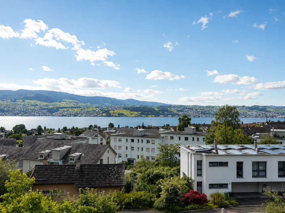 Wohnen mit herrlicher Aussicht in Stäfa – befristet bis März 2028 oder nach Vereinbarung