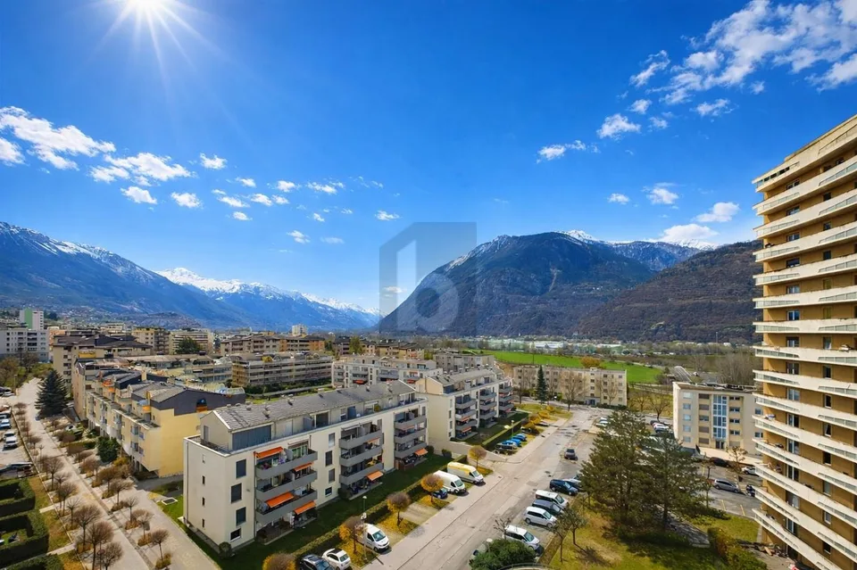 UN PETIT BIJOU AVEC UNE VUE MAGNIFIQUE