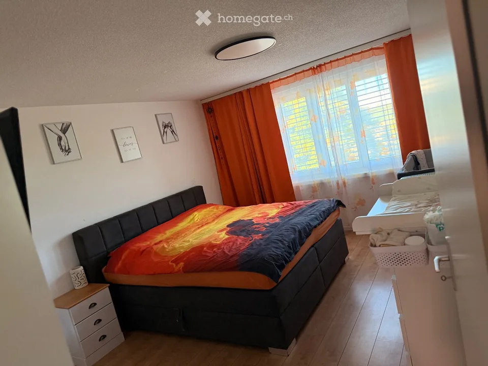Sunny and Quiet 4.5 Room Apartment