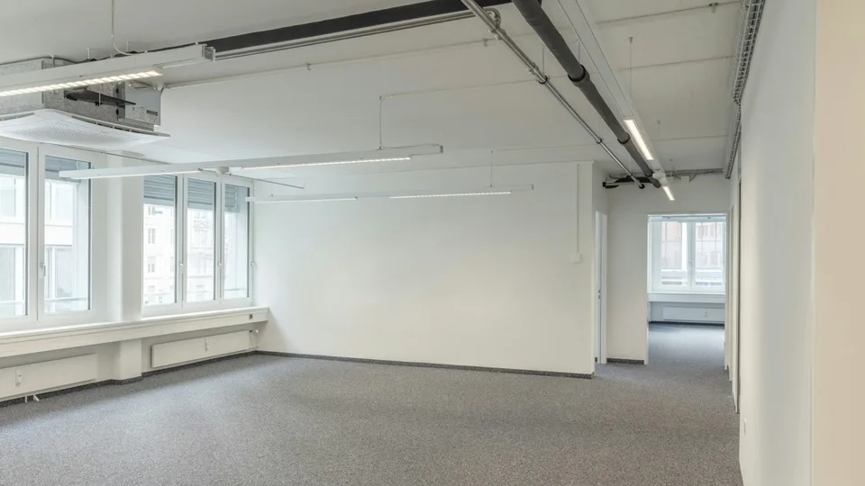 Neu sanierte Büroflächen - Optimale Erreichbarkeit und Teilbarkeit – Foto 9 von 9