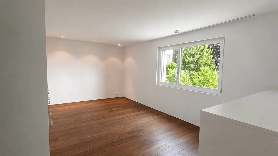 Befristet auf 3 Jahre - Exklusive Maisonette-Wohnung mit traumhafter Seesicht in Zürich-Witikon – Foto 9 von 15