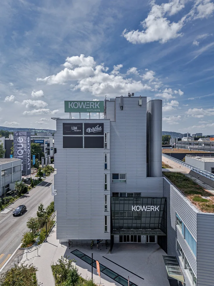 DERNIÈRE CHANCE – ESPACES DE BUREAU ÉQUIPÉS DANS KOWERK – photo 21 sur 21