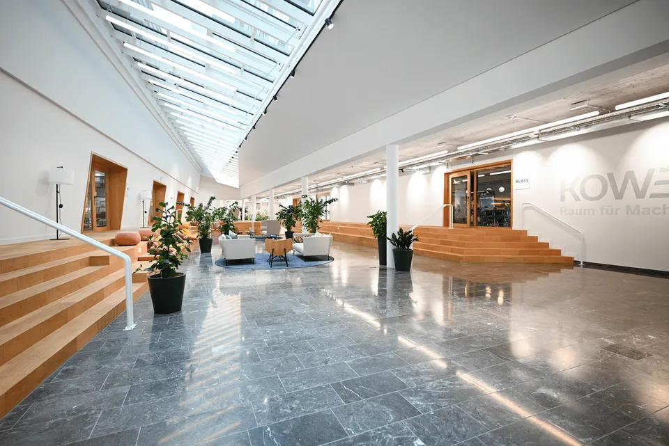 LAST CHANCE – VOLLAUSGEBAUTE BÜROFLÄCHEN IM KOWERK