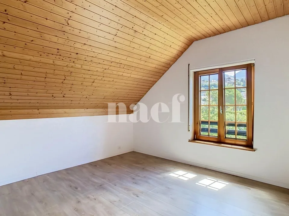 Doppelmietshaus mit 4.5 Zimmern