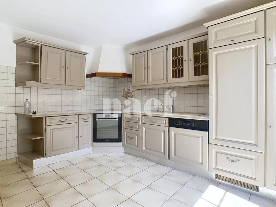 Doppelmietshaus mit 4.5 Zimmern