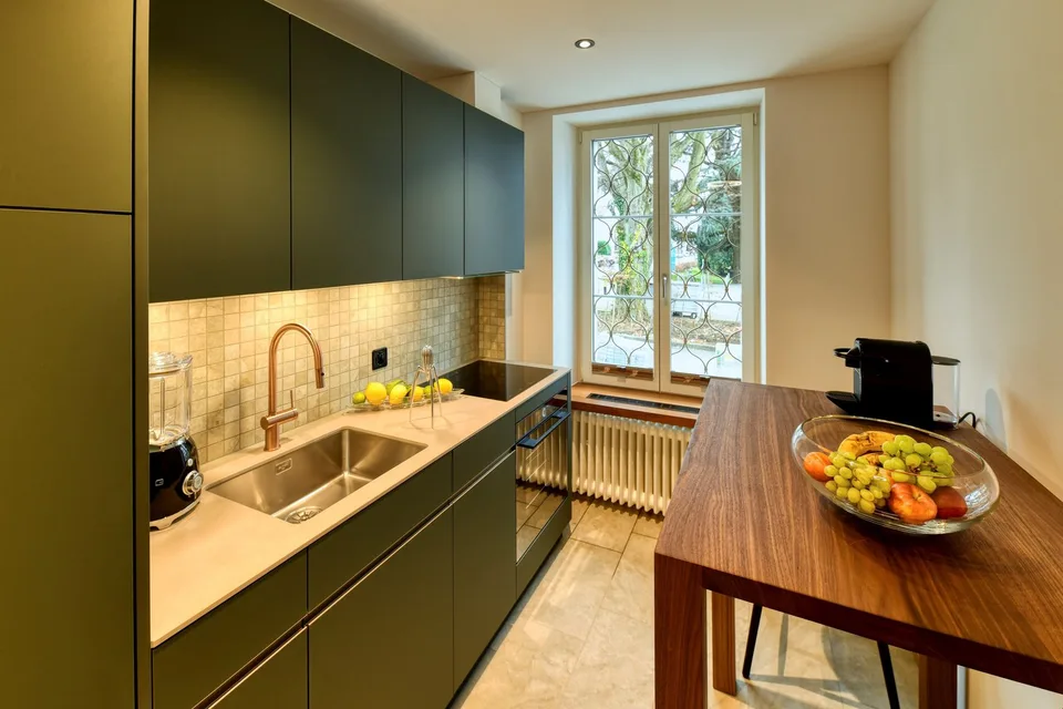 Exkl. möbliertes Apartment in der Villa Felsenau in Hergiswil am See